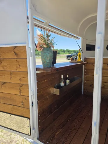 White 2-Horse Trailer Mobile Bar - Image 2