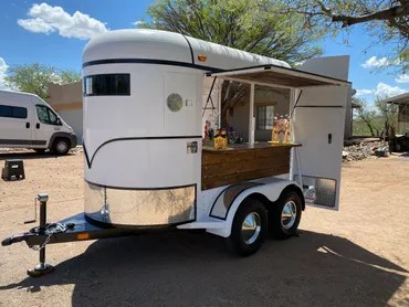 Glossy White Extra Tall 2-Horse Trailer Mobile Bar - Image 4
