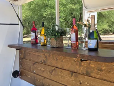 White 2-Horse Trailer Mobile Bar - Image 17