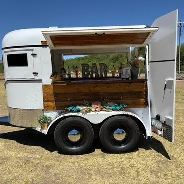 White 2-Horse Trailer Mobile Bar