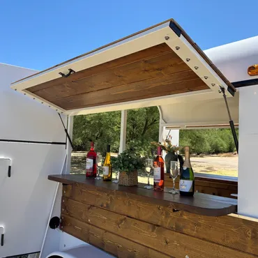 White 2-Horse Trailer Mobile Bar - Image 15