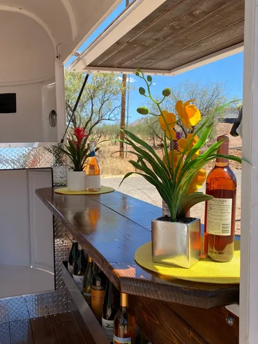Glossy White Extra Tall 2-Horse Trailer Mobile Bar - Image 10