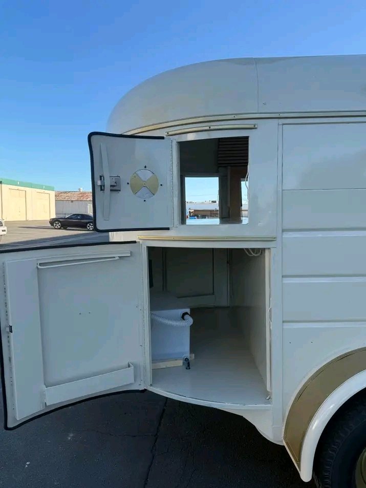 1995 Mobile bar - Image 12