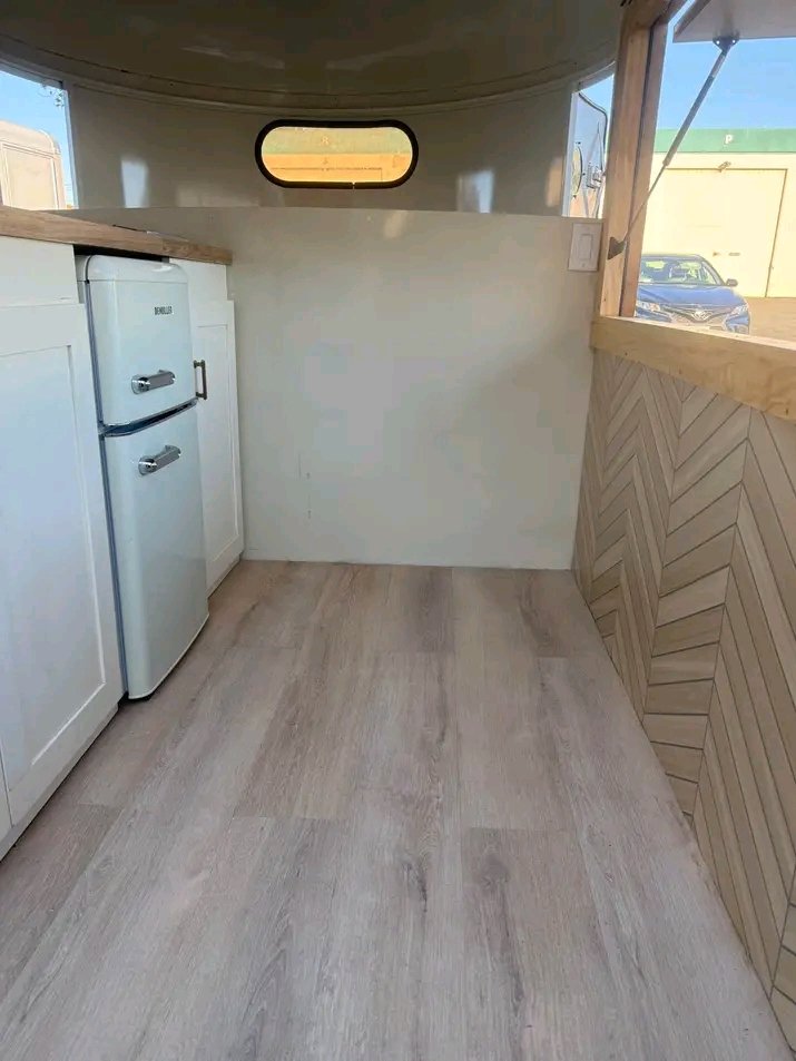 1995 Mobile bar - Image 13