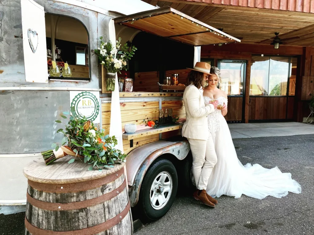 traveling bar trailer