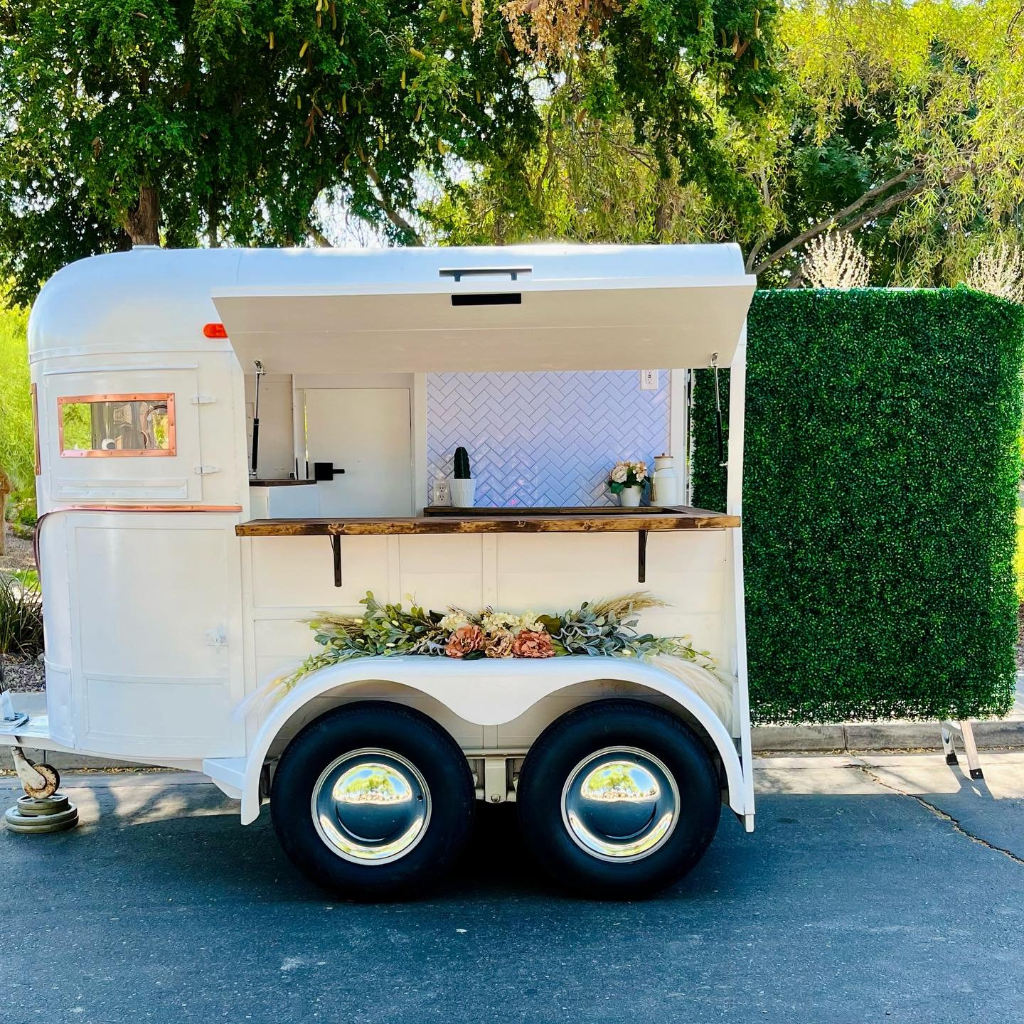 horse trailer bar ideas